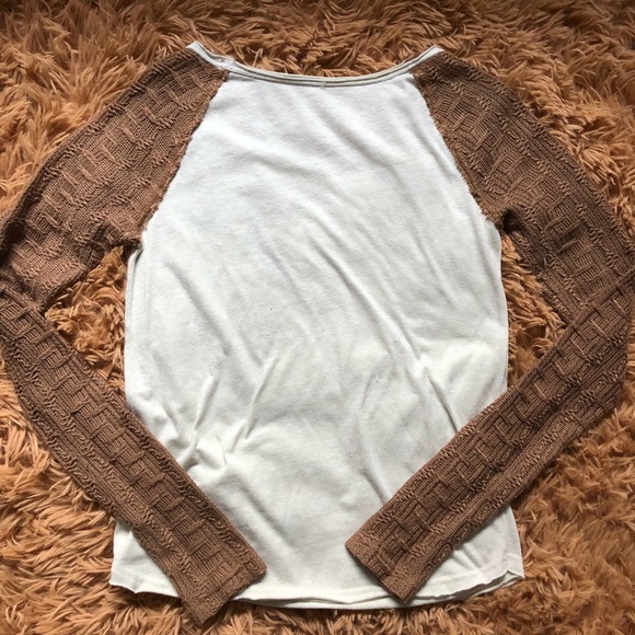 Unique Free People Long Sleeve - Picture 2 of 3